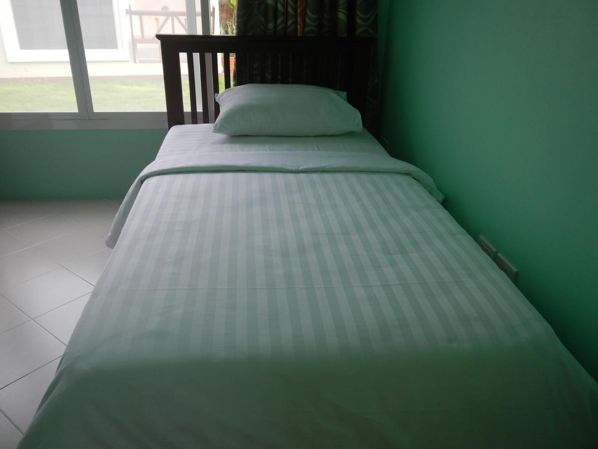 Pat'S Hideaway Bungalows ระยอง ภายนอก รูปภาพ