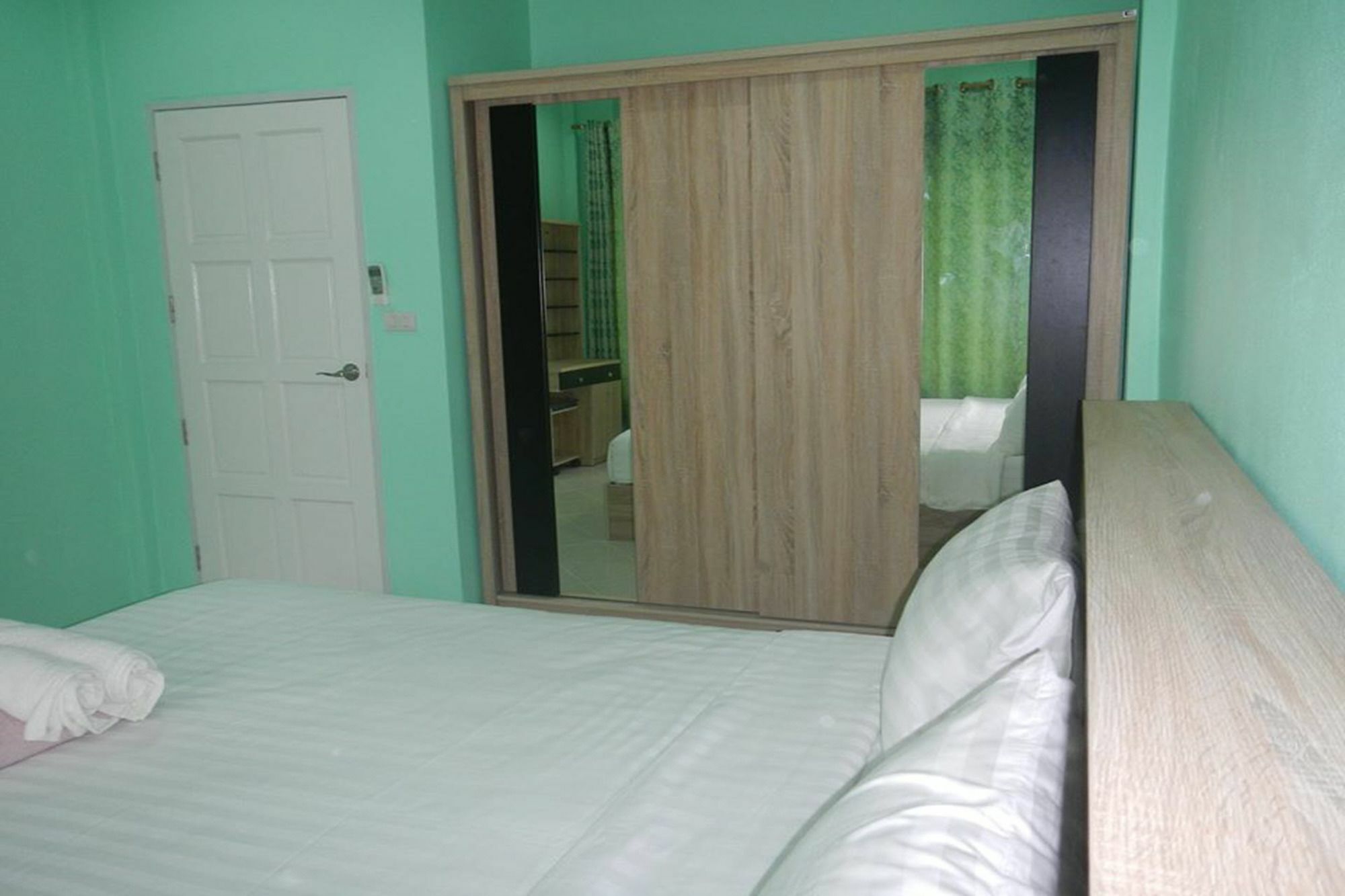 Pat'S Hideaway Bungalows ระยอง ภายนอก รูปภาพ